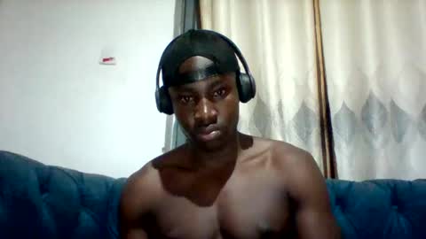 Snapshot of mclntz_bbc chatting on 09.13.25 mclntz_bbc online show from 09.13.25