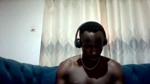 Snapshot of mclntz_bbc chatting on 09.22.25 mclntz_bbc online show from 09.22.25