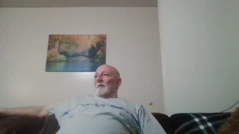 Snapshot of mdane99 chatting on 12.24.24 mdane99 online show from 12.24.24