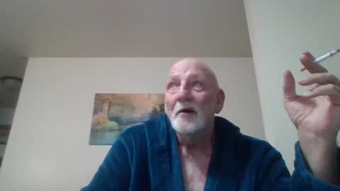 Snapshot of mdane99 chatting on 12.24.24 mdane99 online show from 12.24.24