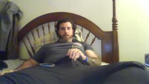 Snapshot of mdavis1six chatting on 11.12.25 Davis online show from 11.12.25