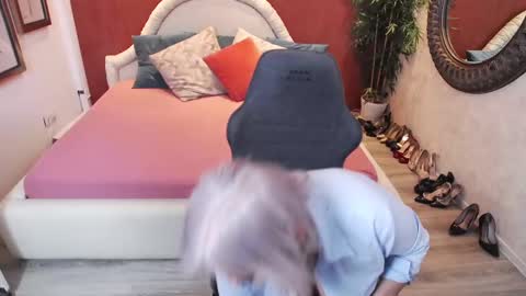 meamandax online show from 02.20.25