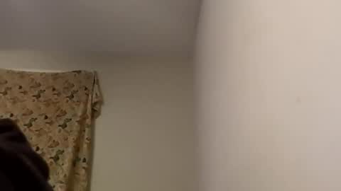 Snapshot of meanfinger chatting on 02.21.26 Jizzy online show from 02.21.26