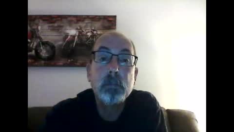 me at home online show from 01.08.25