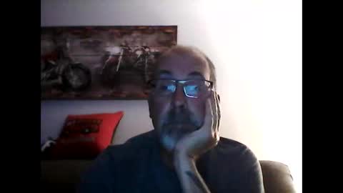 me at home online show from 09.12.25