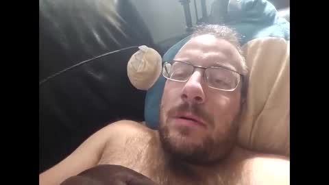 Snapshot of meatinyourgrill chatting on 10.23.25 meatinyourgrill online show from 10.23.25