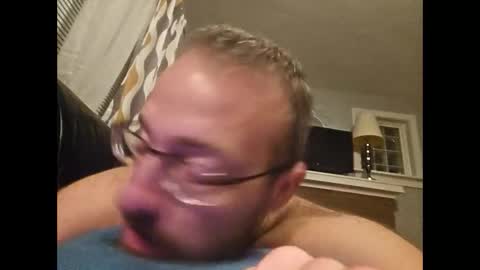 Snapshot of meatinyourgrill chatting on 10.24.25 meatinyourgrill online show from 10.24.25