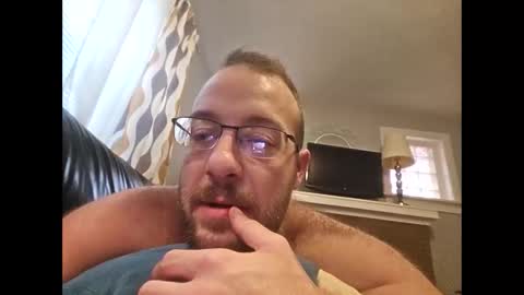 Snapshot of meatinyourgrill chatting on 10.26.25 meatinyourgrill online show from 10.26.25