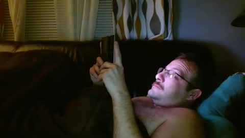 Snapshot of meatinyourgrill chatting on 11.17.25 meatinyourgrill online show from 11.17.25