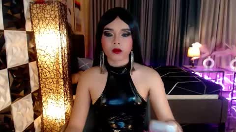 Snapshot of meatyhorsecocktrans chatting on 10.29.25 meatyhorsecocktrans online show from 10.29.25