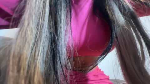 Snapshot of meclarityxxx chatting on 11.08.25 online show from 11.08.25