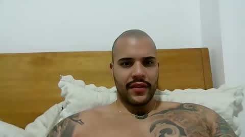 Snapshot of medellindrak chatting on 01.26.25 filippoae online show from 01.26.25