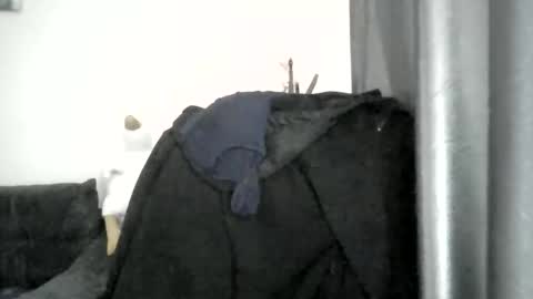 Snapshot of medjik_lool chatting on 11.07.25 Oltereodora-lima online show from 11.07.25