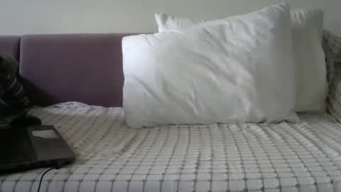 Snapshot of medusalady chatting on 02.08.25 medusalady online show from 02.08.25