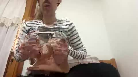 Snapshot of medusalady chatting on 03.01.25 medusalady online show from 03.01.25