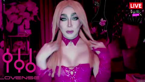 THE QUEEN ALPHA   Queen Medusa Prey online show from 03.30.26