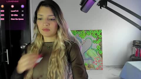 Snapshot of meduza_sexy_caramel chatting on 12.19.24 Baio online show from 12.19.24