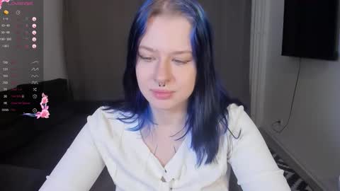 Snapshot of meedlightt chatting on 02.27.26 Sue online show from 02.27.26