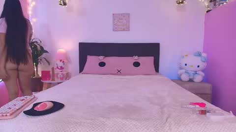 Snapshot of meegan_foxy_ chatting on 02.11.26 Im Megan online show from 02.11.26