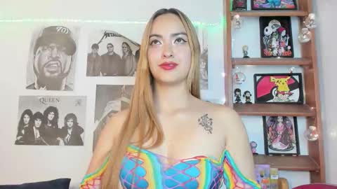 Snapshot of meeowlody chatting on 10.28.25 Emily online show from 10.28.25