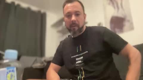 mega1185264 online show from 04.28.26