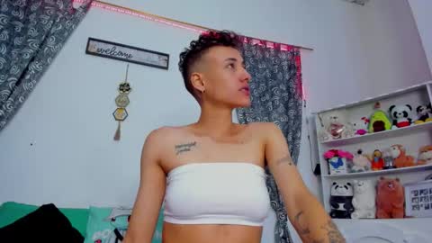 M E G A N online show from 09.30.25