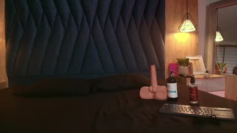 Snapshot of megan_beaumontx chatting on 06.09.26 M E G A N online show from 06.09.26