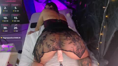 Megan  online show from 10.25.25