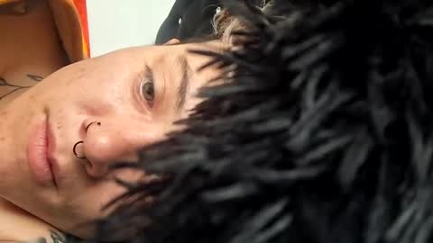 Megan and sophi online show from 10.12.25