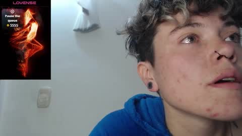 Megan and sophi online show from 10.20.25