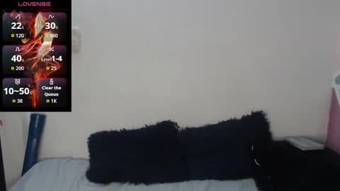 Megan and sophi online show from 10.25.25