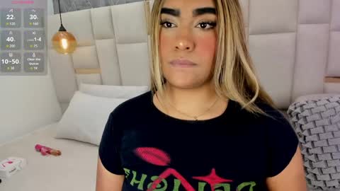 megan_gloow online show from 04.05.26