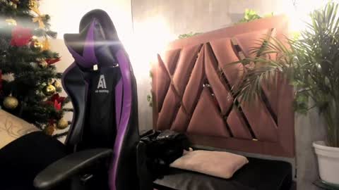    online show from 12.22.24