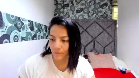  M E G A N  online show from 09.14.25