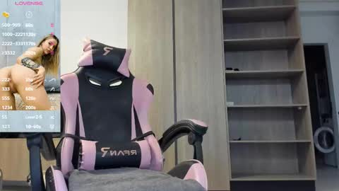 Megan online show from 10.13.25