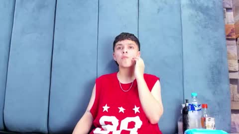 megan_thompsonn_ online show from 03.26.26