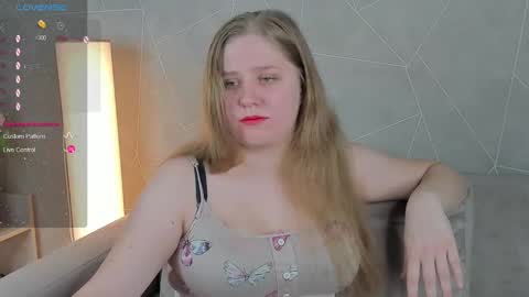 Snapshot of megan_violer chatting on 12.11.24 Megan Mon Fri 1600-2200pm Tue Wen Sat 0900-1600pm online show from 12.11.24