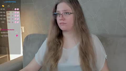 Snapshot of megan_violer chatting on 12.23.24 Megan Mon Fri 1600-2200pm Tue Wen Sat 0900-1600pm online show from 12.23.24