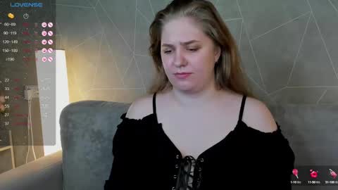 Snapshot of megan_violer chatting on 01.27.25 Megan Mon Fri 1600-2200pm Tue Wen Sat 0900-1600pm online show from 01.27.25