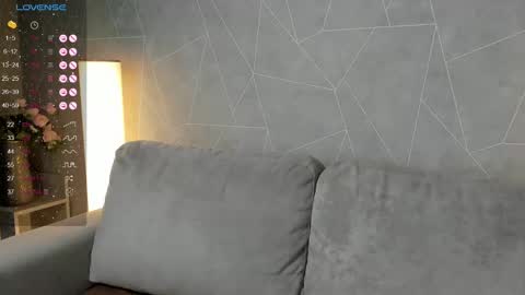 Snapshot of megan_violer chatting on 02.10.25 Megan Mon Fri 1600-2200pm Tue Wen Sat 0900-1600pm online show from 02.10.25