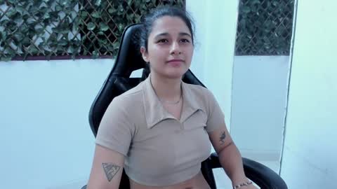 megan white 01  online show from 01.20.25