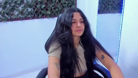 megan white 01  online show from 02.17.25