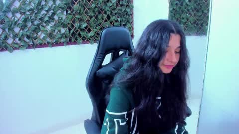 megan white 01  online show from 02.23.25