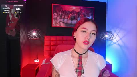 Snapshot of megan_wolf_1 chatting on 11.09.25 Megan Online 1200am To 600 am Colombian time online show from 11.09.25