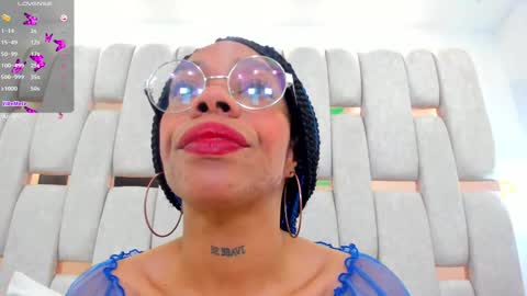Megan online show from 09.22.25