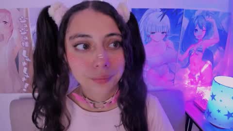 Snapshot of megan_yagami chatting on 02.04.25 Megan online show from 02.04.25