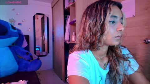 M E G A N   online show from 04.07.26