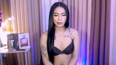 Snapshot of meganfoxx07 chatting on 10.17.25 Megan online show from 10.17.25