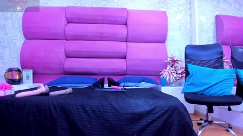 MeganFOXXI  online show from 01.28.25