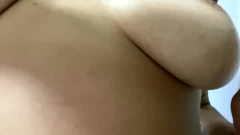 Snapshot of meganharry chatting on 10.30.25 meganharry online show from 10.30.25